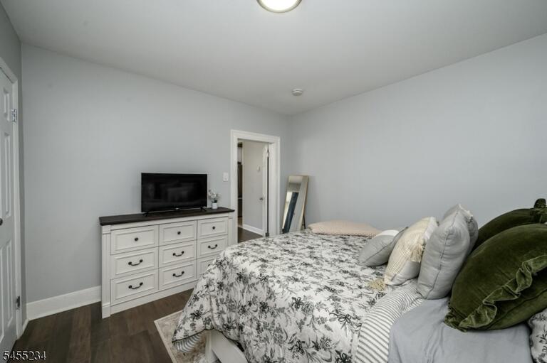 Property listing MLS 4048162 photo 14