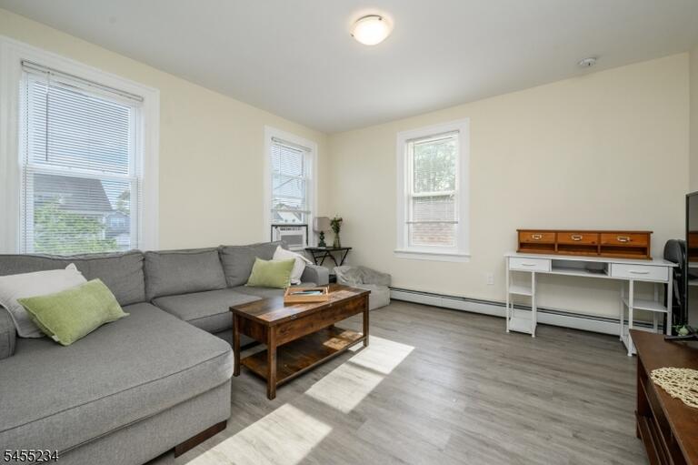 Property listing MLS 4048162 photo 26