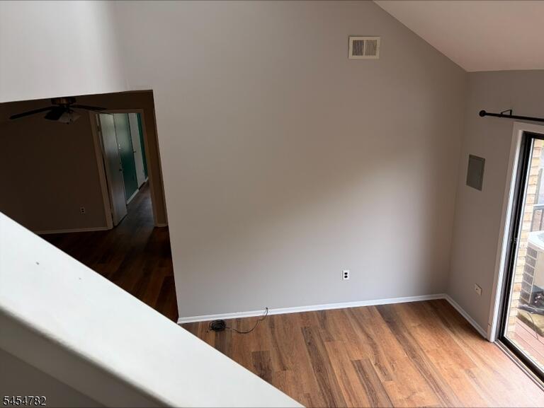 Property listing MLS 4048164 photo 8