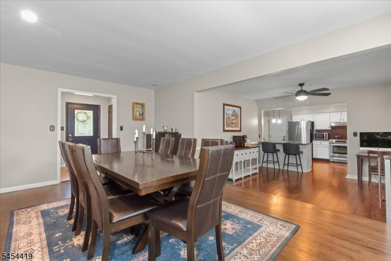 Property listing MLS 4048165 photo 13