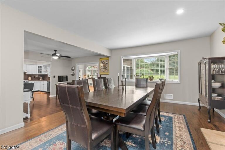 Property listing MLS 4048165 photo 14