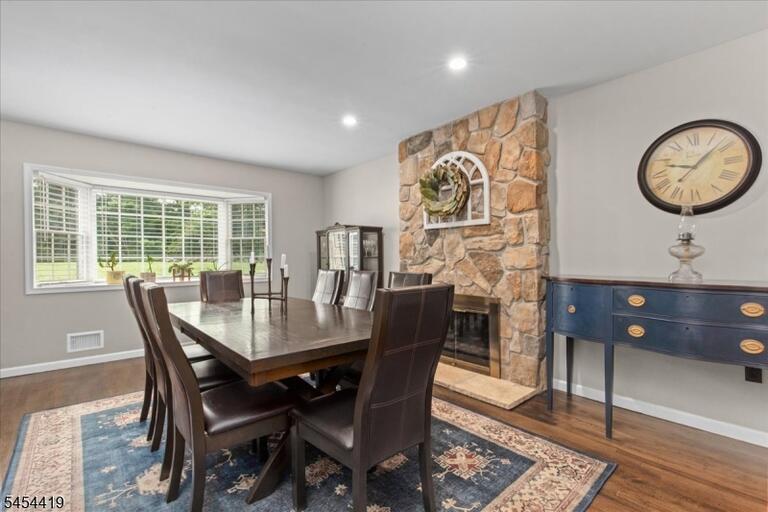 Property listing MLS 4048165 photo 16