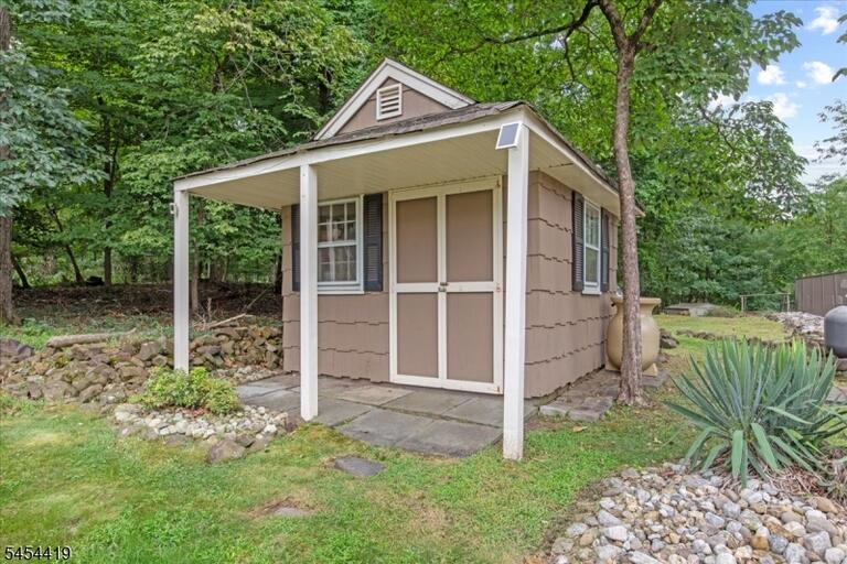 Property listing MLS 4048165 photo 47