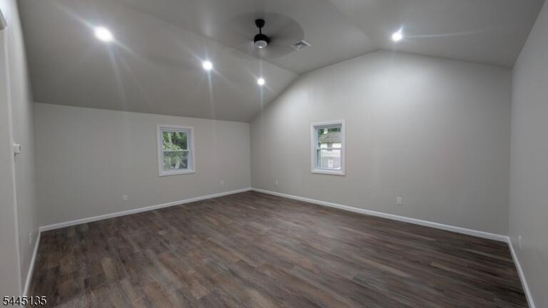 Property listing MLS 4048176 photo 2