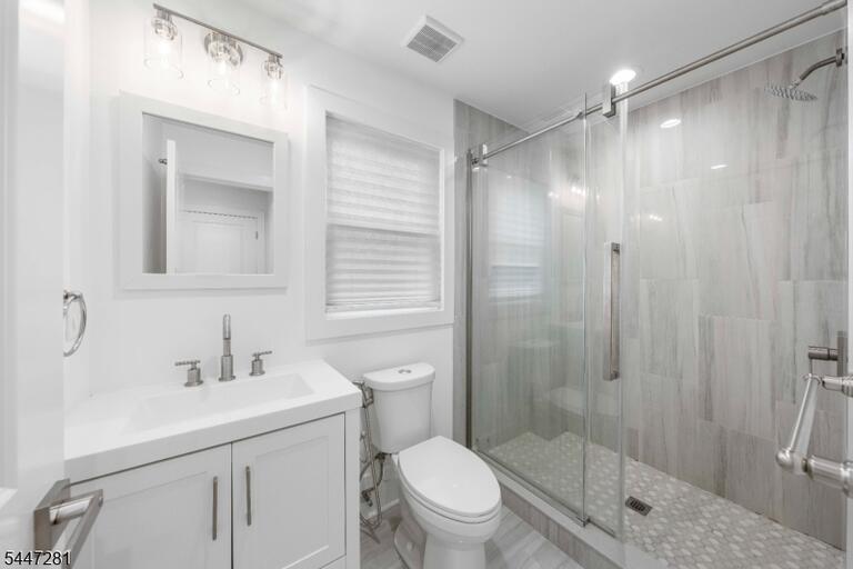 Property listing MLS 4048182 photo 19
