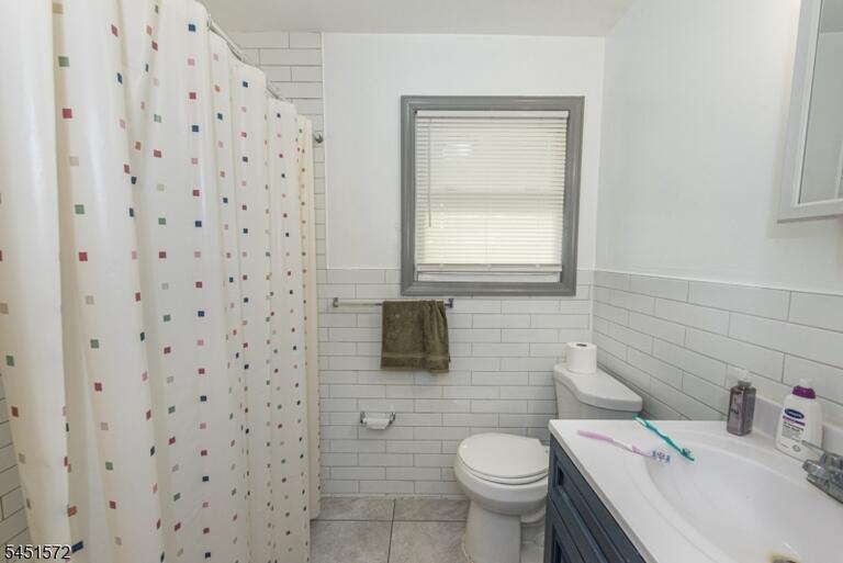 Property listing MLS 4048183 photo 11