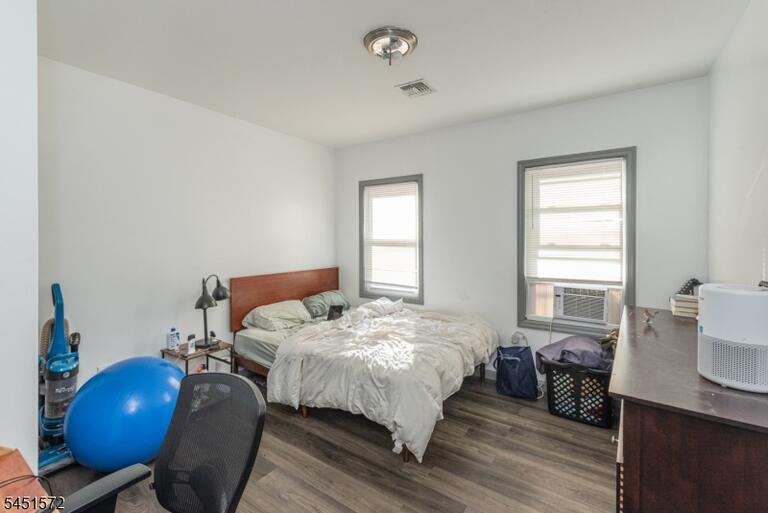 Property listing MLS 4048183 photo 7