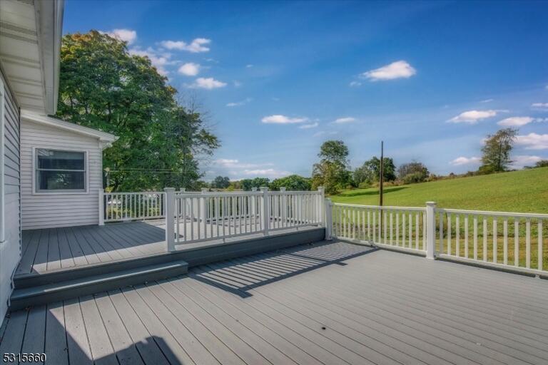 Property listing MLS 4048188 photo 32