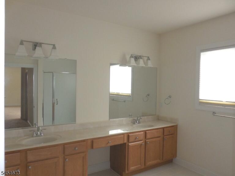 Property listing MLS 4048198 photo 12