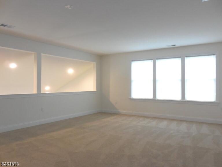 Property listing MLS 4048198 photo 15