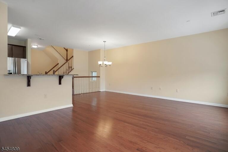 Property listing MLS 4048212 photo 10