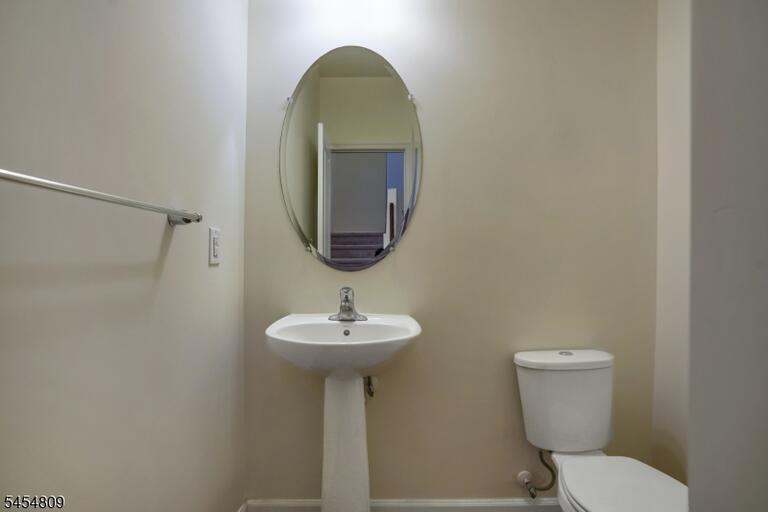 Property listing MLS 4048212 photo 24