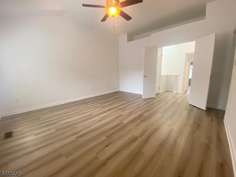 Property listing MLS 4048226 photo 13