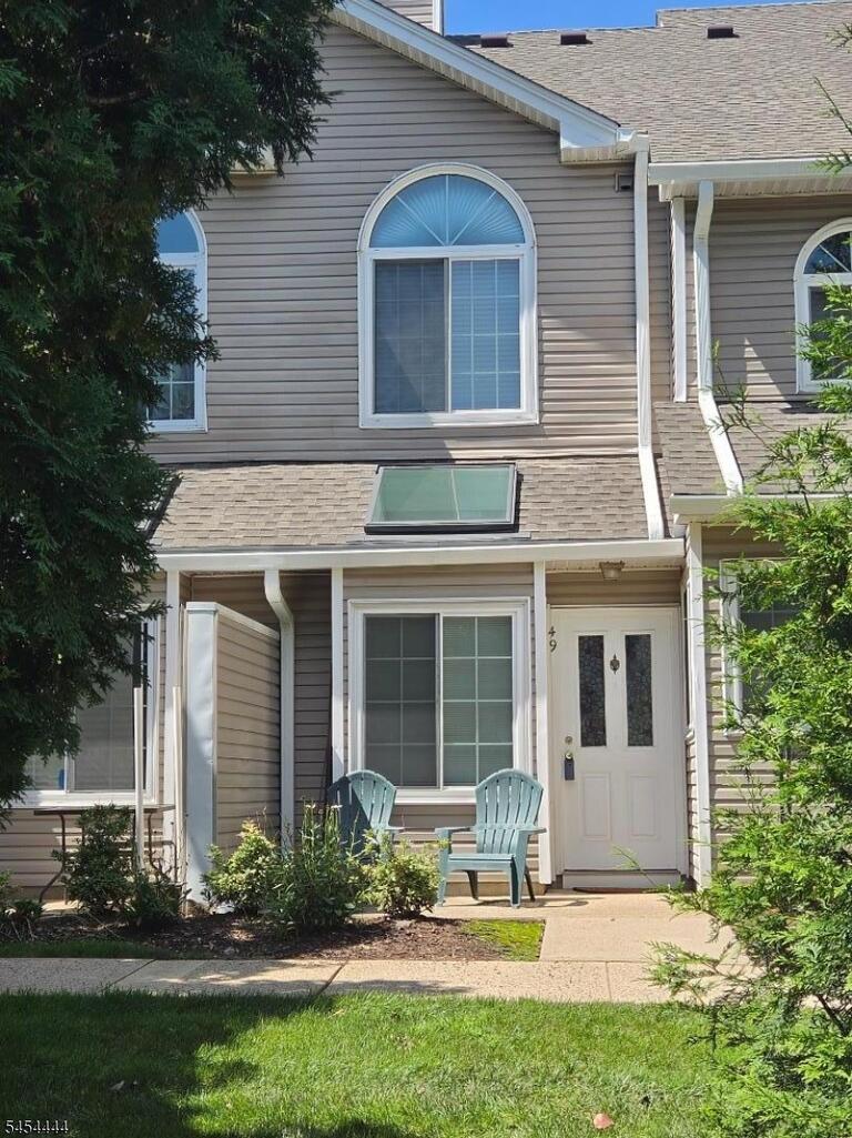 Property listing MLS 4048226 photo 3