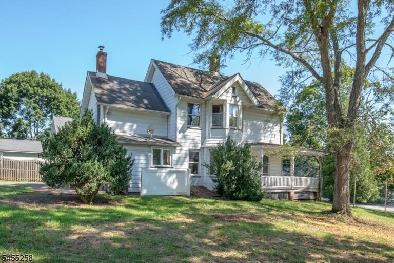 Property listing MLS 4048237 photo 6