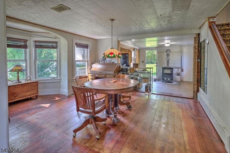 Property listing MLS 4048237 photo 7