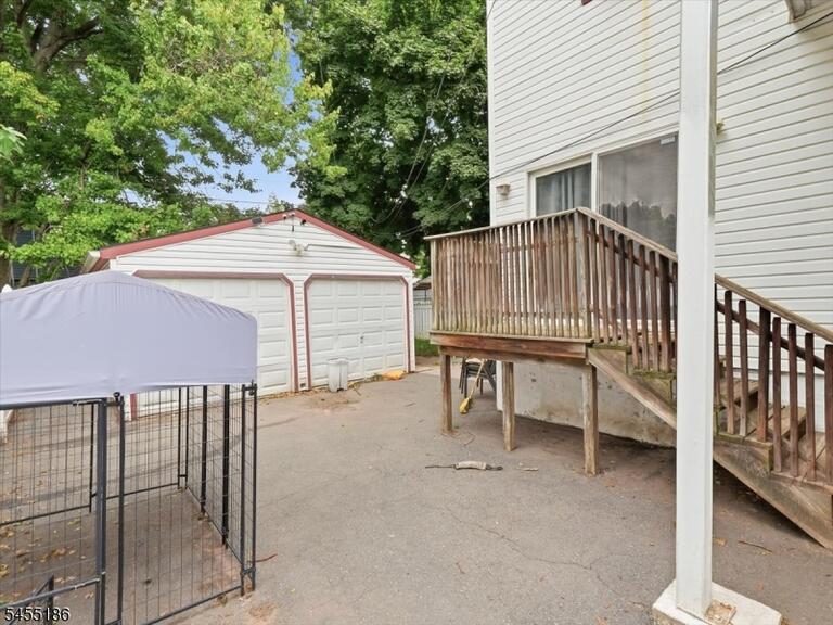 Property listing MLS 4048258 photo 10