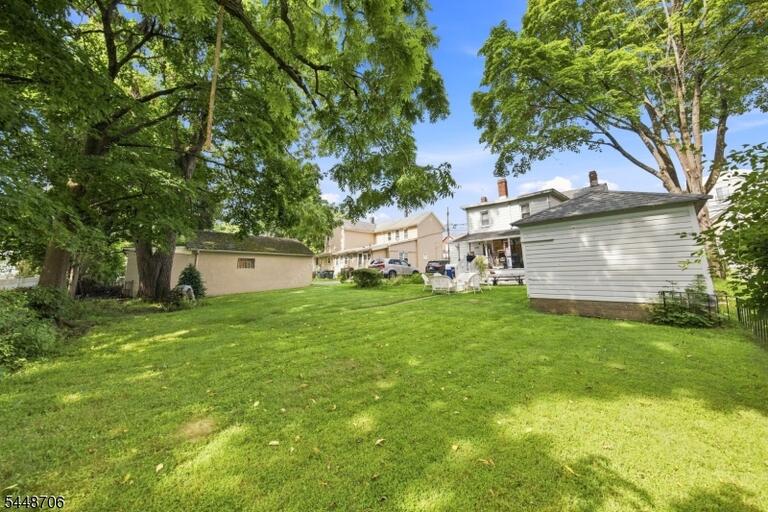 Property listing MLS 4048270 photo 13