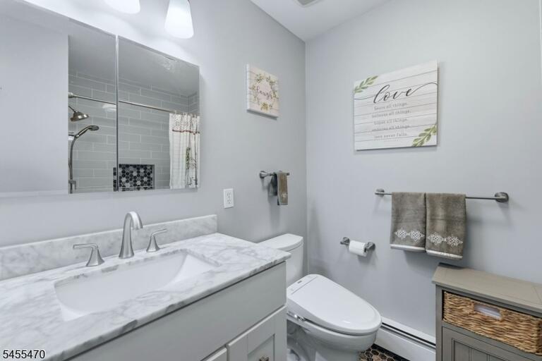Property listing MLS 4048277 photo 16