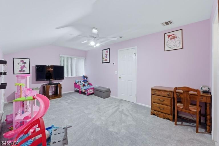Property listing MLS 4048277 photo 25