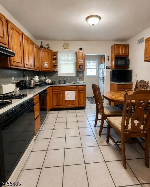 Property listing MLS 4048287 photo 4