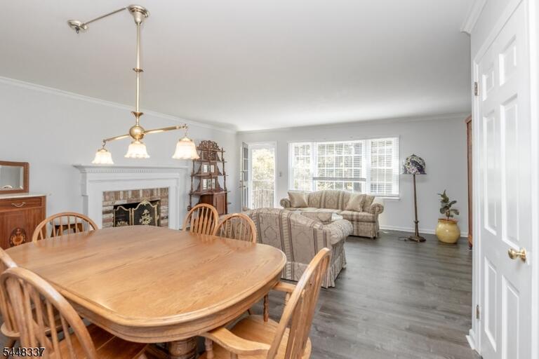Property listing MLS 4048298 photo 8