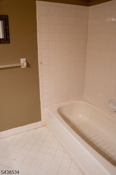 Property listing MLS 4048300 photo 31