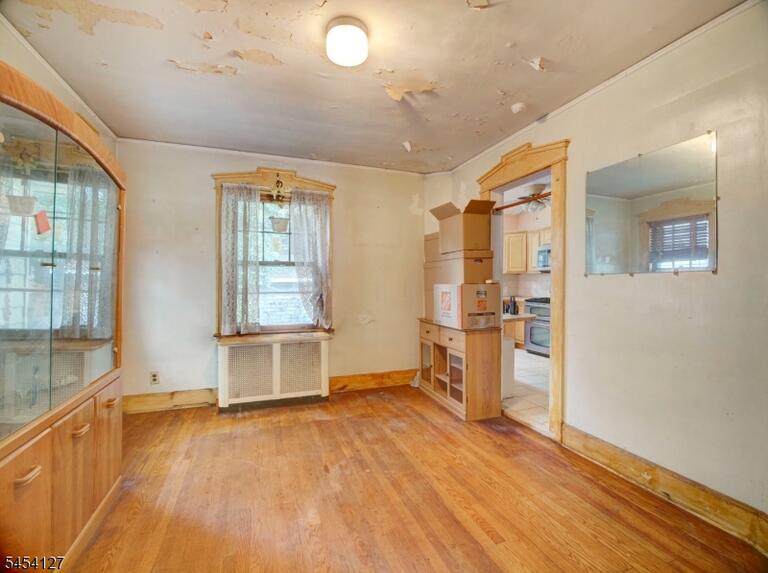 Property listing MLS 4048302 photo 9