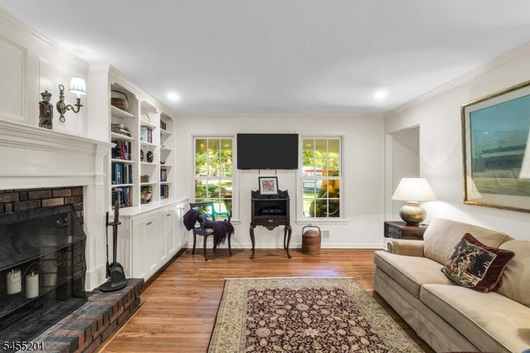 Property listing MLS 4048303 photo 15
