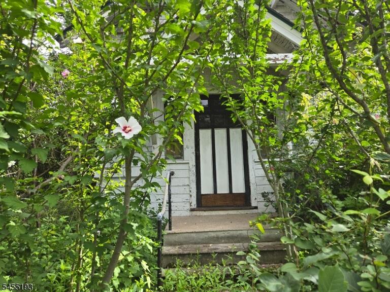 Property listing MLS 4048306 photo 10