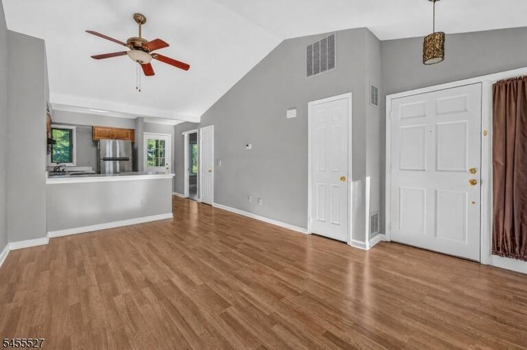 Property listing MLS 4048324 photo 7