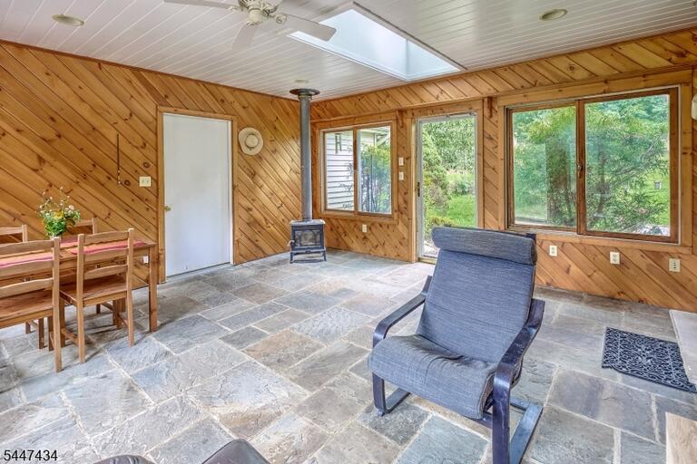 Property listing MLS 4048326 photo 32