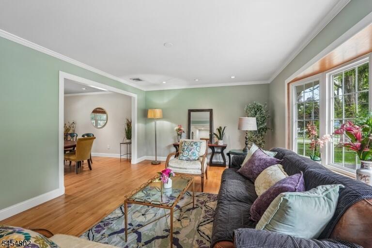 Property listing MLS 4048335 photo 13