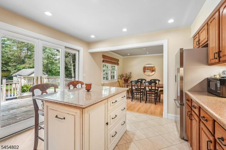 Property listing MLS 4048335 photo 17