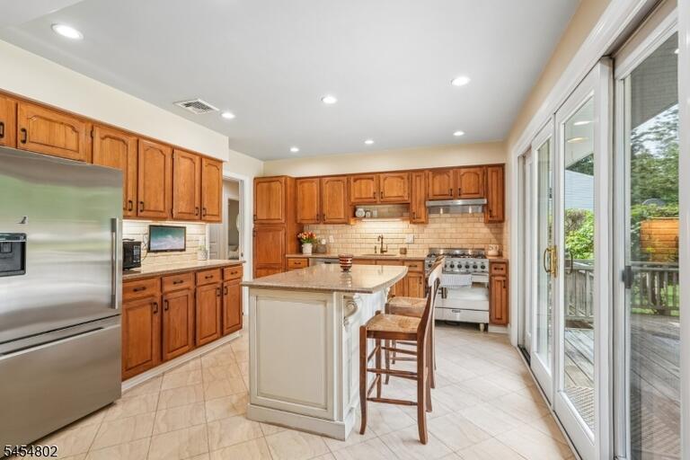 Property listing MLS 4048335 photo 22