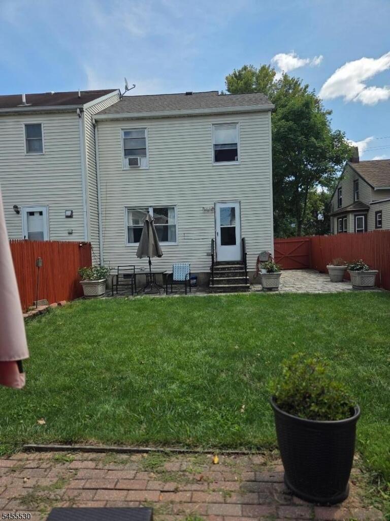 Property listing MLS 4048339 photo 6