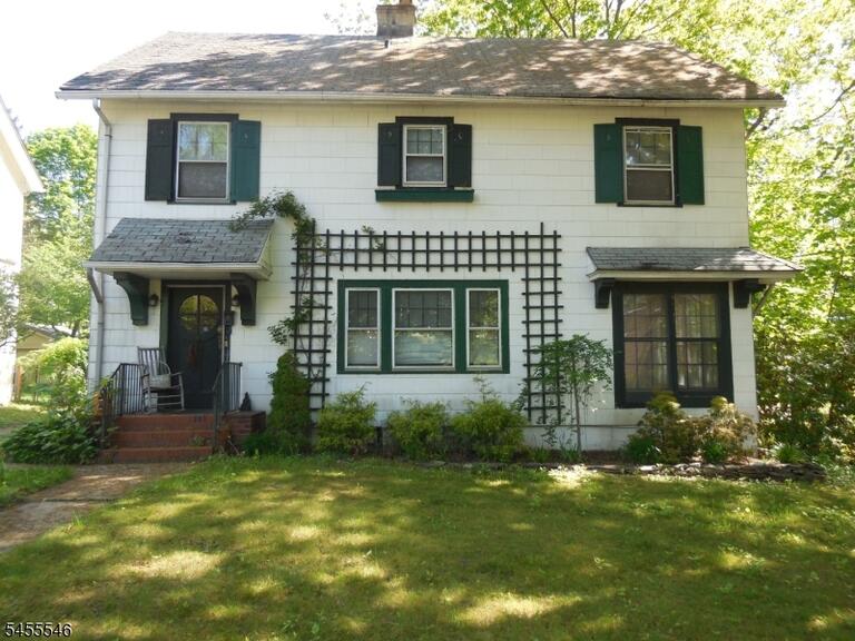 Property listing MLS 4048345 photo 1