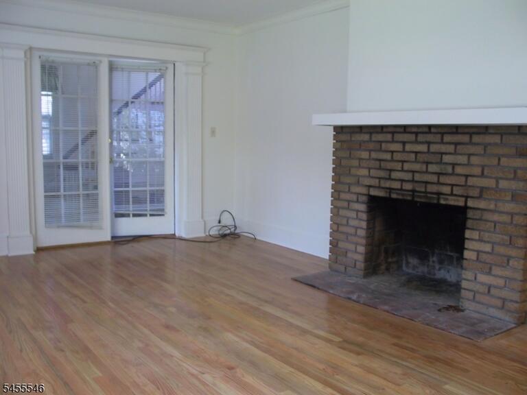Property listing MLS 4048345 photo 15