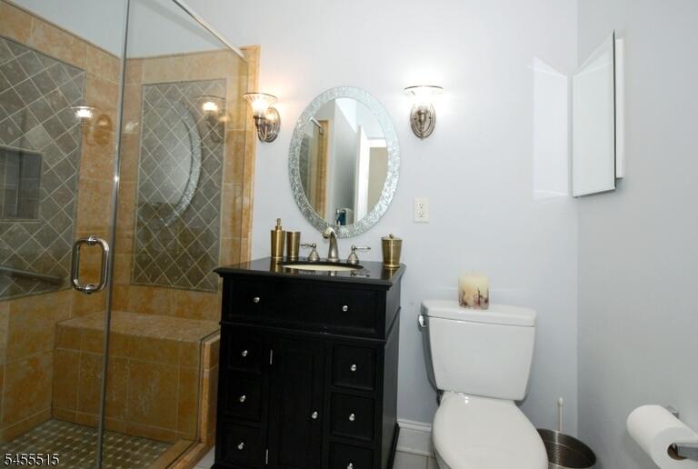 Property listing MLS 4048377 photo 18