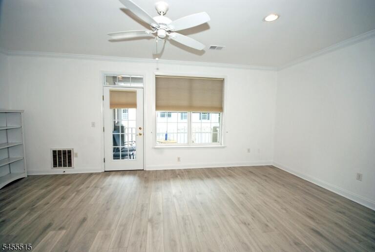 Property listing MLS 4048377 photo 8