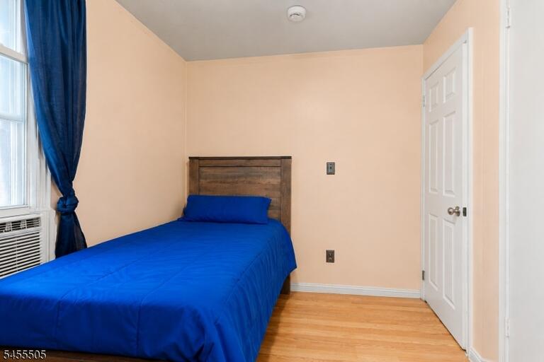 Property listing MLS 4048383 photo 7