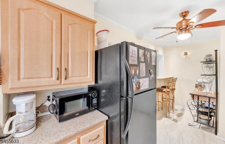 Property listing MLS 4048405 photo 7