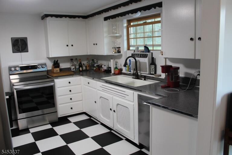 Property listing MLS 4048413 photo 15