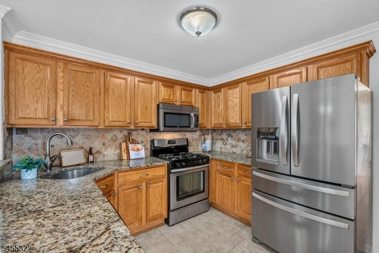Property listing MLS 4048419 photo 14