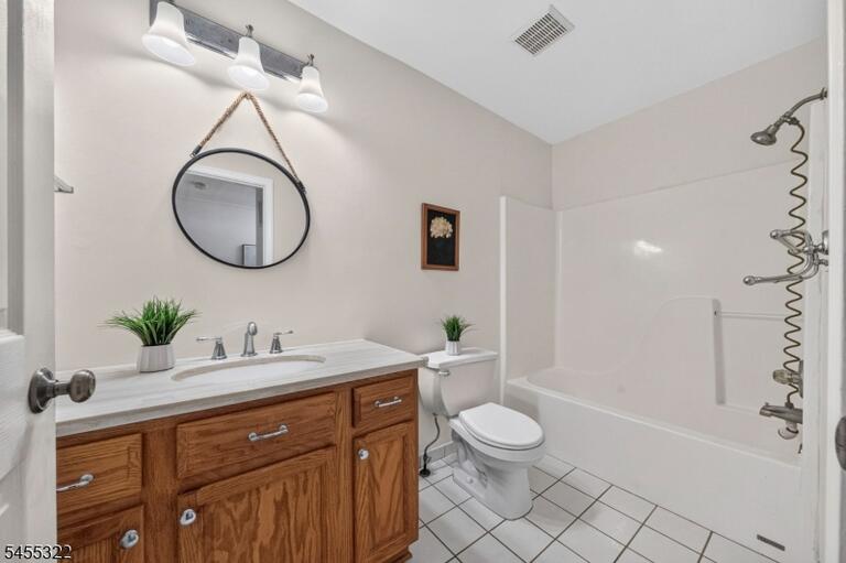 Property listing MLS 4048419 photo 29