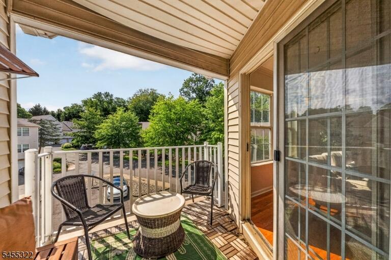 Property listing MLS 4048419 photo 32