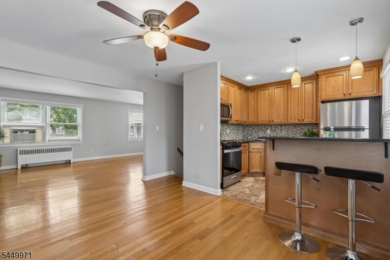 Property listing MLS 4048429 photo 9