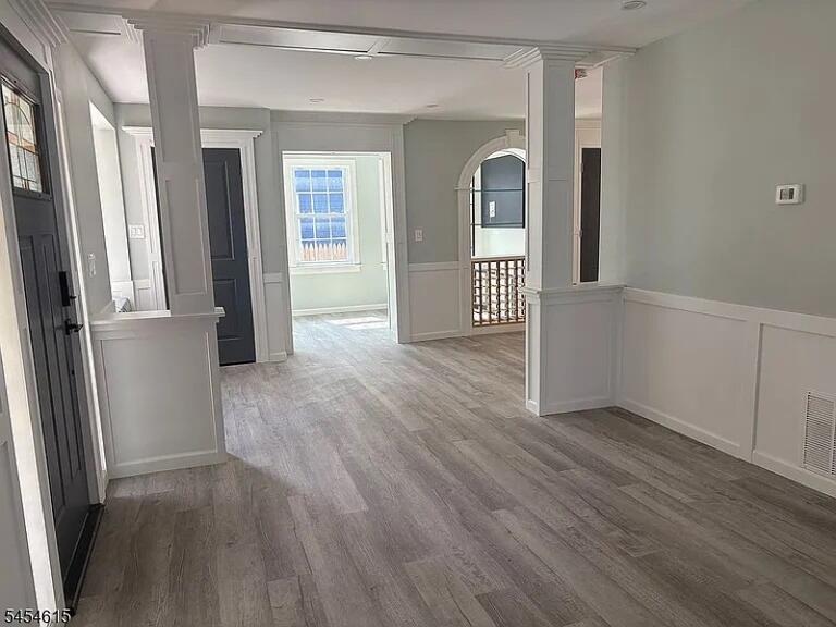 Property listing MLS 4048440 photo 7
