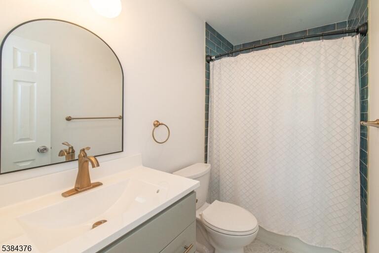 Property listing MLS 4048447 photo 15
