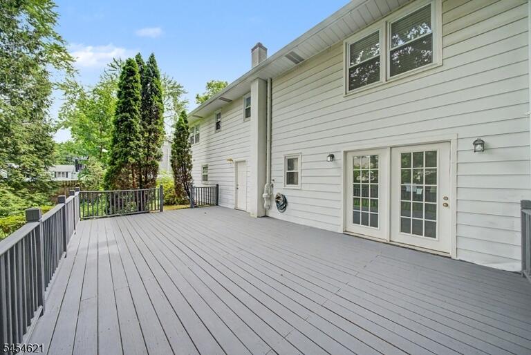 Property listing MLS 4048447 photo 22